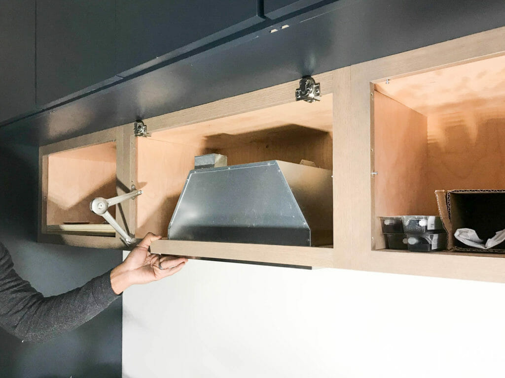 Install A Range Hood In Your Kitchen, Range Hood Built Into Cabinets